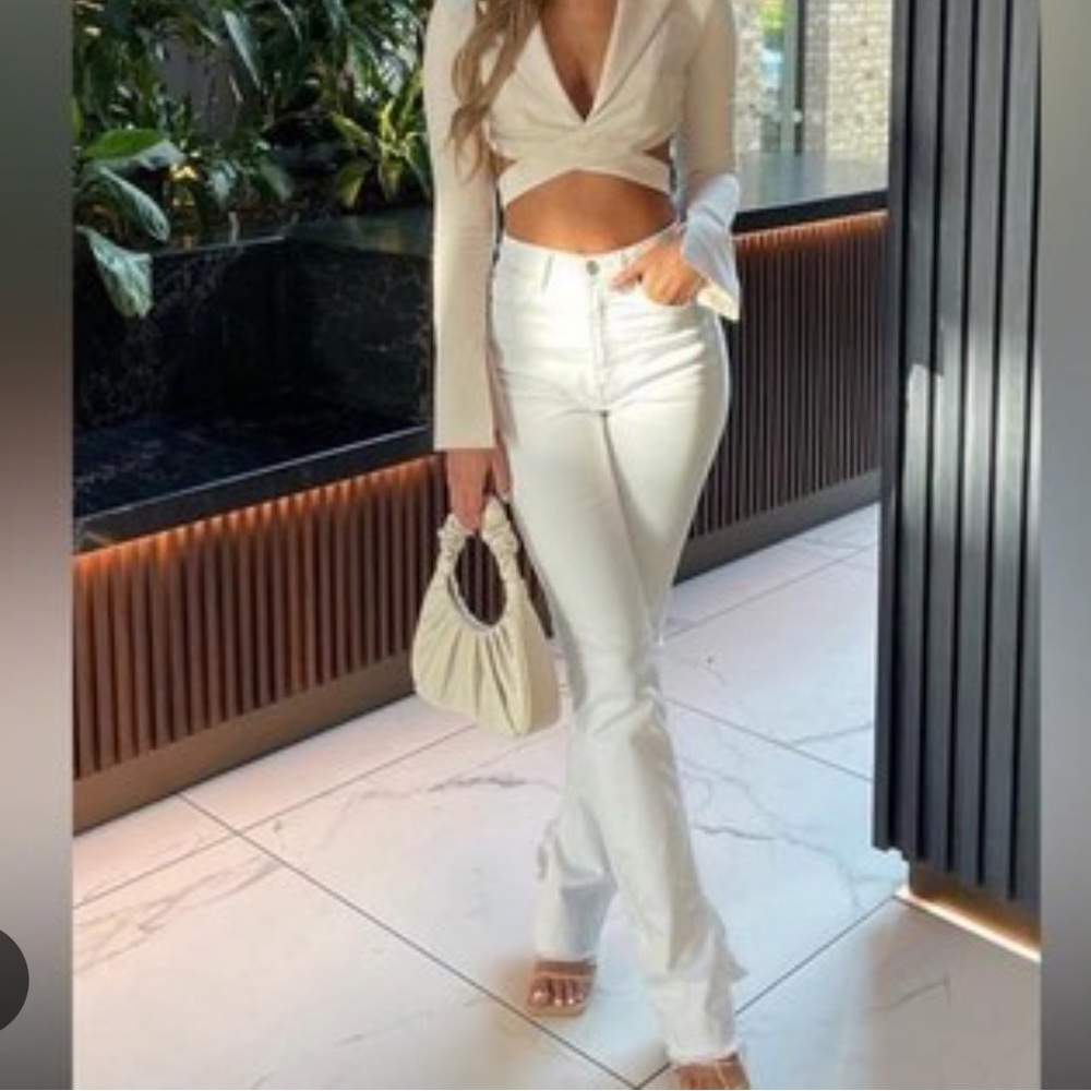 Zara White Slim Flared Slit Leg High Rise Jeans